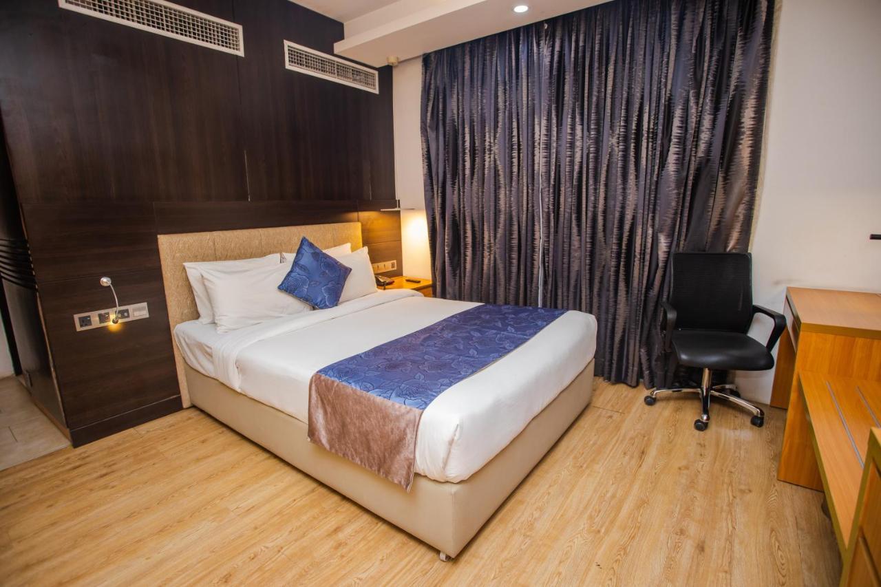 Days Hotel Dhaka Zewnętrze zdjęcie