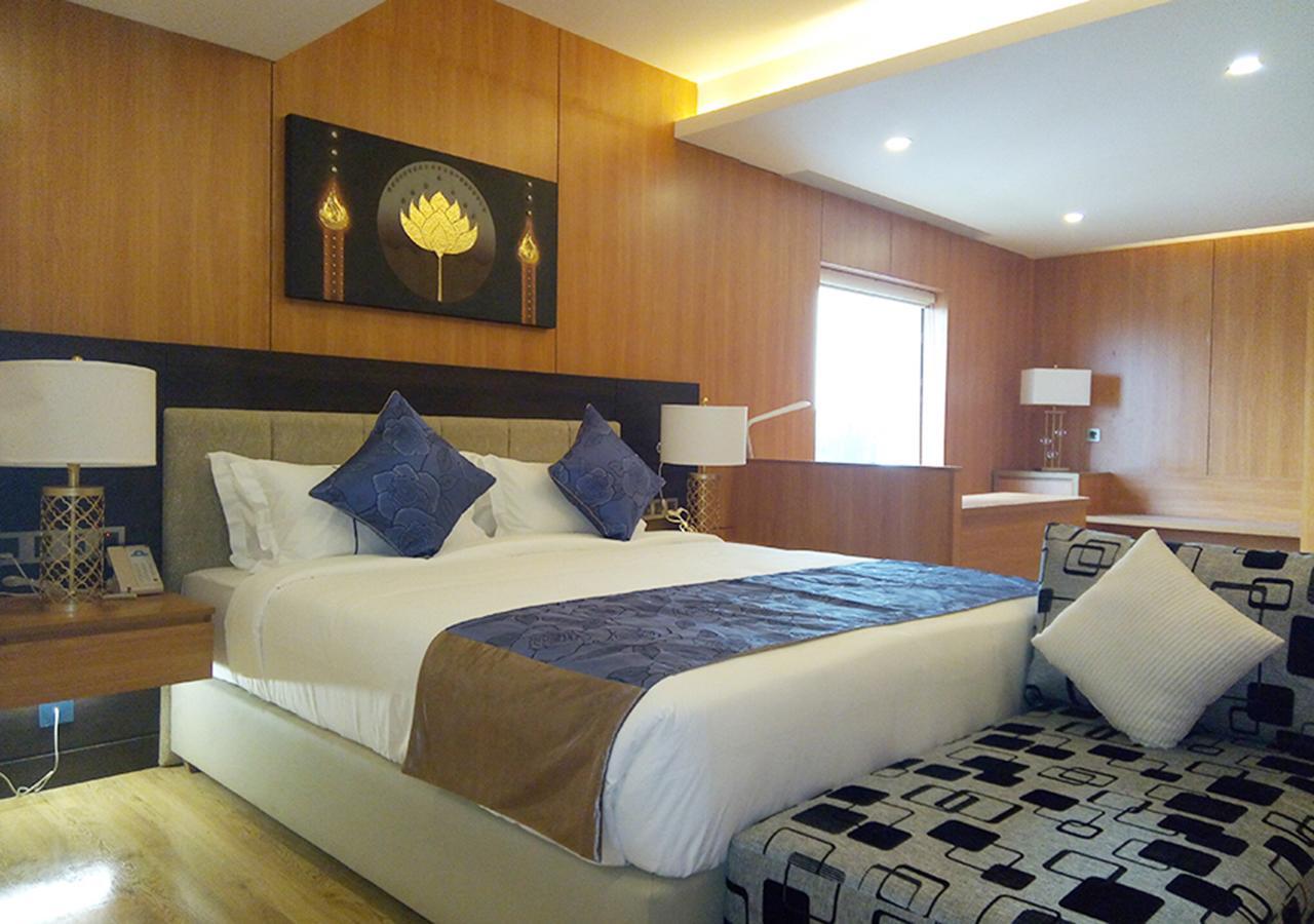 Days Hotel Dhaka Zewnętrze zdjęcie