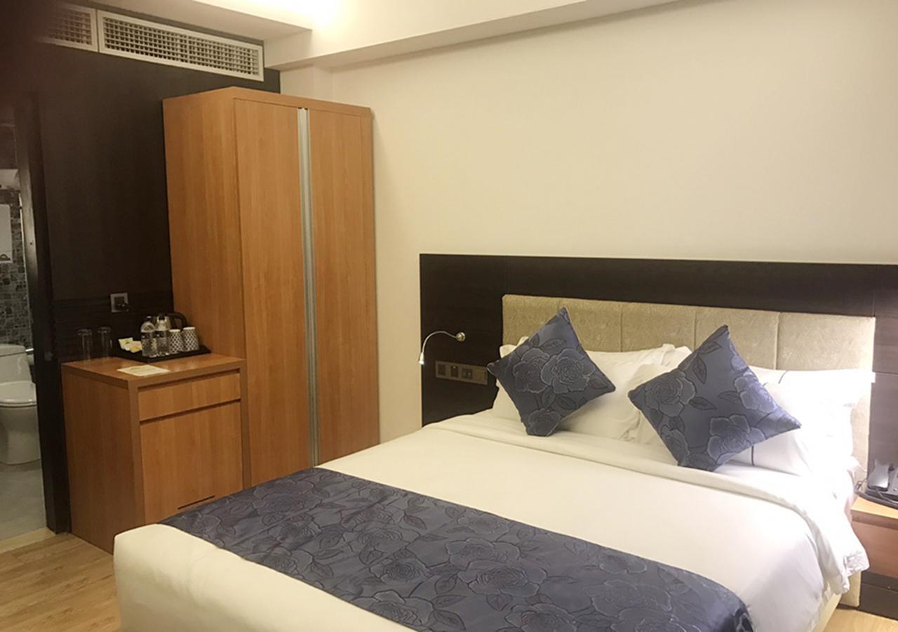 Days Hotel Dhaka Zewnętrze zdjęcie