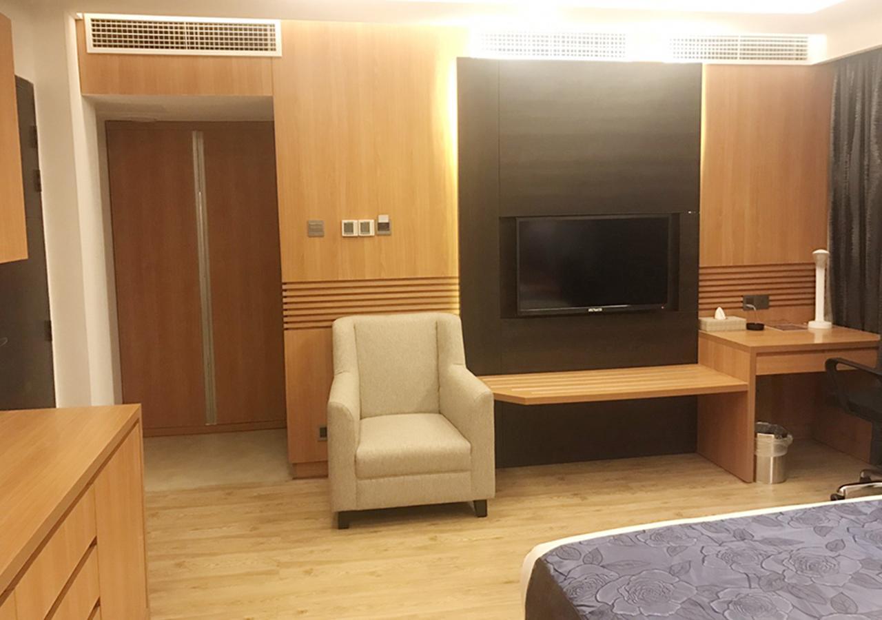 Days Hotel Dhaka Zewnętrze zdjęcie